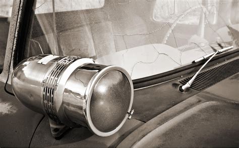 History of Police Lights and Sirens: The Terrifying Duo that Scares ...