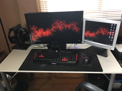 Just setup my second monitor : r/battlestations