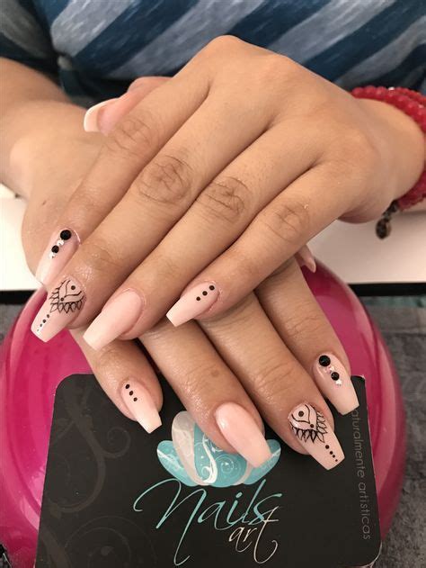 Uñas Nude Con Negro Nude Nails Glitter Nails Gel Nails Coffin Nails Glitter Art Nail