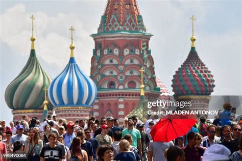 577 Vladimir Lenin Tomb Stock Photos, High-Res Pictures, and Images ...