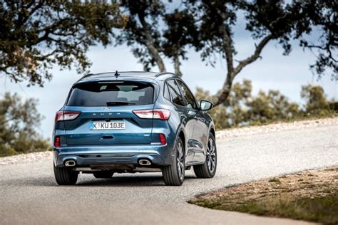 Ford Kuga Im Test Dieser Suv Will Auch Ein Van Sein Der Spiegel