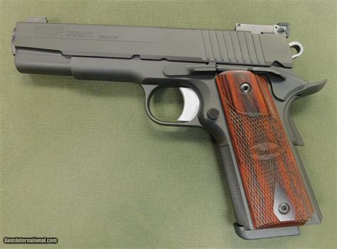 Sig Sauer 1911 Revolution Target 45 Acp