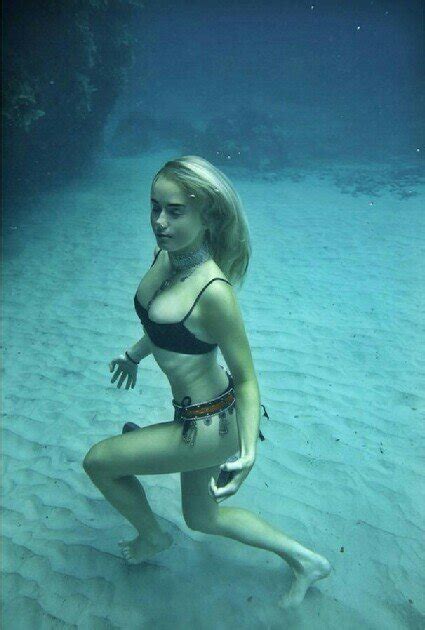 Underwater Hotties Vol1 J Unwtr 0003k Porn Pic