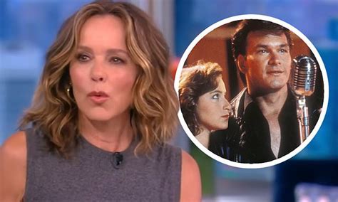 Jennifer Grey Says Patrick Swayze Was In Tears Apologizing To Her