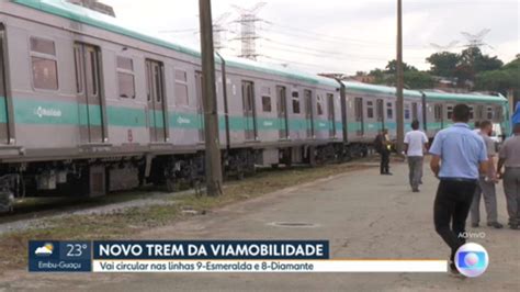 Vídeo Viamobilidade recebe 1º novo trem para as linhas 8 e 9 SP1 G1