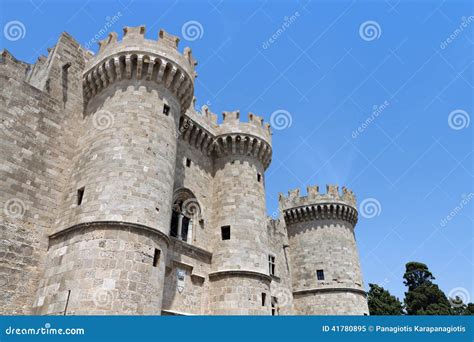 Замок рыцарей на острове Родоса, Греции Стоковое Изображение ...