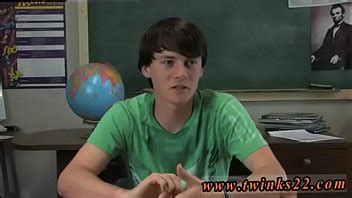 Emo Bondage Gay First Time Jeremy Sommers Is Seated At A Desk And An XVIDEOS