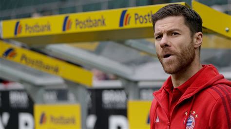 Xabi Alonso announces plans to become a manager - ESPN