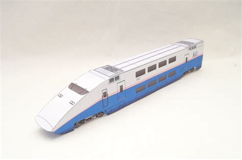 paper train Shinkansen type-E1 MAX :: Behance