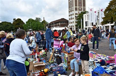 Kornwestheim Feilschen Und Verhandeln Auf Dem Marktplatz