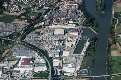 Luftaufnahme Saal An Der Donau Gewerbegebiet Und Hafen In Saal An Der