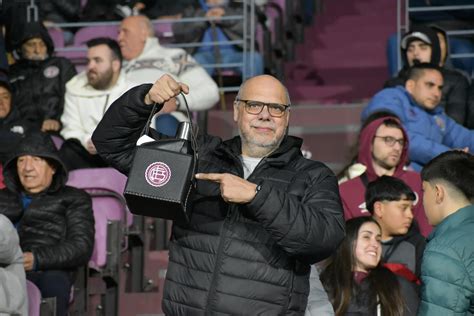Lanús 1 vs 0 Idpte. Rivadavia – Fecha 08 – Hinchada