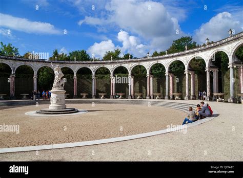 Versailles france exterior hi-res stock photography and images - Alamy