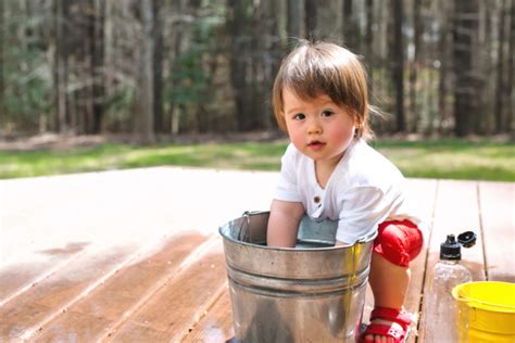 20 Indoor and Outdoor Summer Hobbies for Kids to Beat Boredom