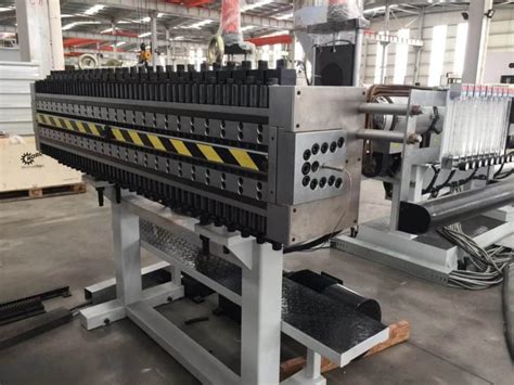 Pp Pc Pe Hollow Sheet Extrusion Line China Plastic Extrusion Line