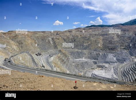 Mina Bingham Canyon Aka Kennecott Copper Mine La Minería A Cielo