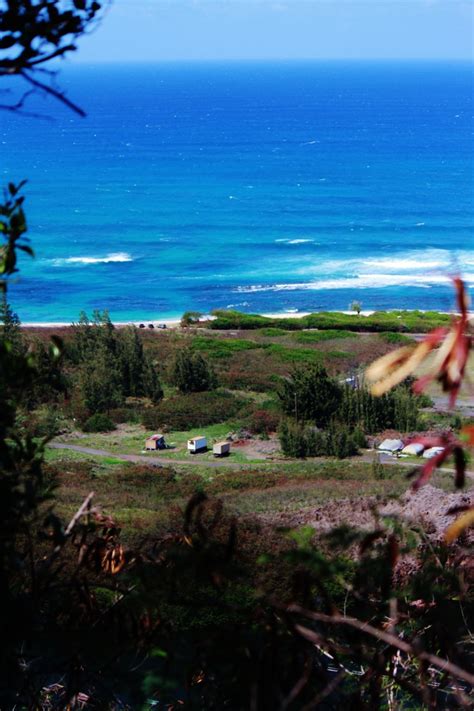 The trail above Dillingham Airfield on the North Shore of Oahu, Hawai'i ...