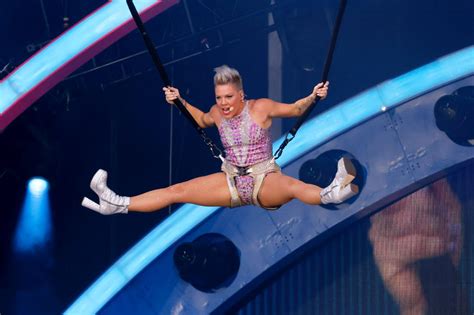 Pink im RheinEnergie Stadion so war das erste Konzert in Köln 24RHEIN