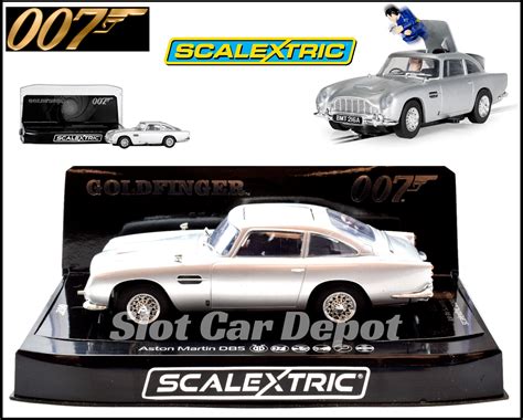 Scalextric Goldfinger James Bond Aston Martin DBS W Lights 1 32 Slot