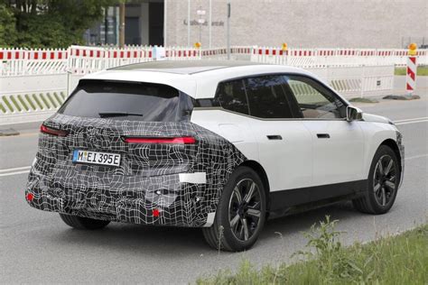 Bmw Ix Le Foto Spia Del Nuovo Facelift Novità Importanti Elettrico