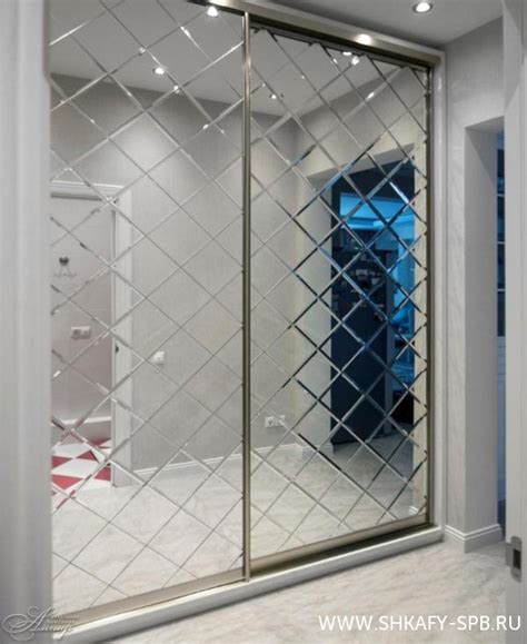 Шкаф-купе с фацетными зеркалами на заказ в Санкт-Петербурге (СПБ) | Ампир