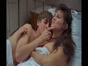 L Iniziazione Nude Scenes Aznude