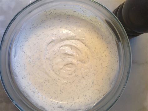 Taya's Kitchen: Sour Cream Dill Sauce | Sour cream, Dill sauce, Easy sauce