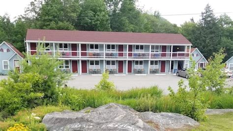 White Mountain Motel And Cottages in Lincoln, NH | Expedia