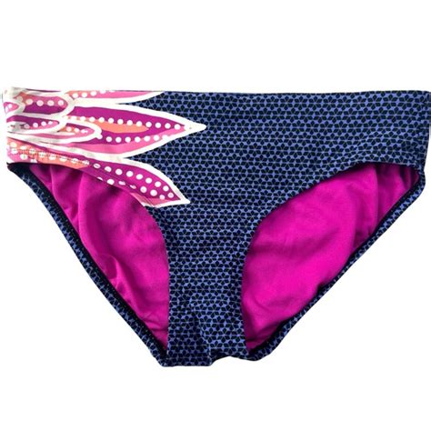 Title Nine Swim Title Nine Floral Placed Print Bikini Swim Bottoms