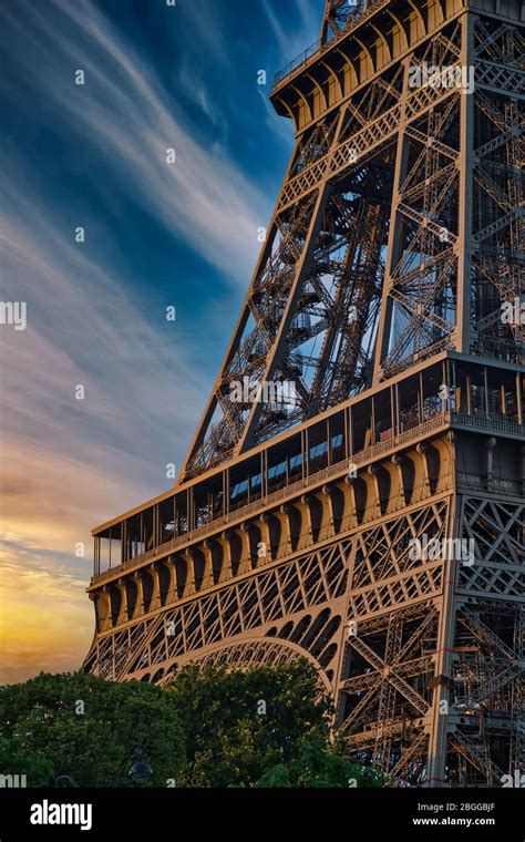 La Tour Eiffel à Paris la France est une structure étonnante et une