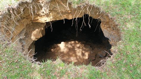 A surprising citrus county sinkhole discovery has residents worried 16