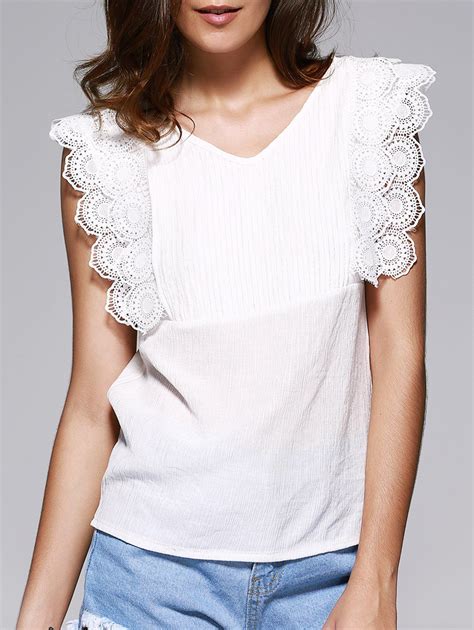 [41 Off] 2021 Fashionable Lace Spliced Cap Sleeve V Neck White Tee For