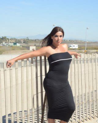 Shemale Vaniity Stripping On Her Deck Porn Pictures XXX Photos Sex Images PICTOA