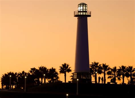 Long Beach Harbor Lighthouse | Lighthouse, Places to visit, Los angeles