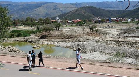 El Dragado De La Laguna Alalay Tiene Avance Y Aclaran Que No Se