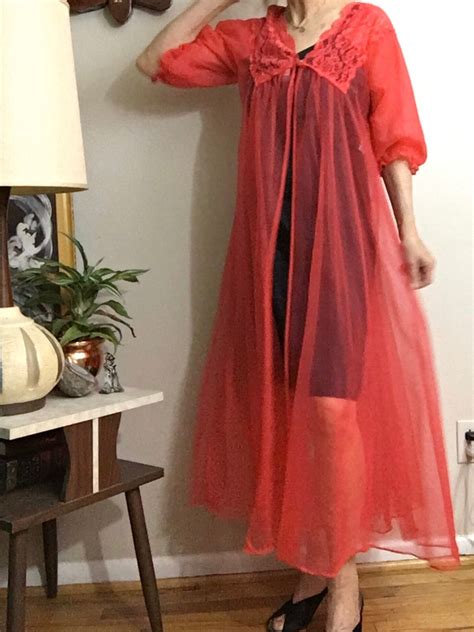 Vintage S Lingerie Robe Flowing Cherry Red Nylon Glam Posh Pin Up Girls Sheer Maxi Length