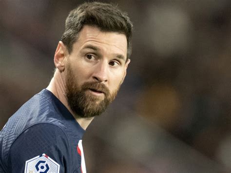 Lionel Messi I A Egalat Un Record Lui Cristiano Ronaldo La Primul Meci