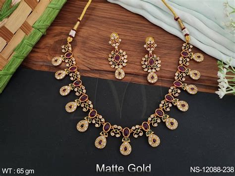 Kemp Jewellery Matte Gold Polish Full Stone Fancy Style Necklace Set