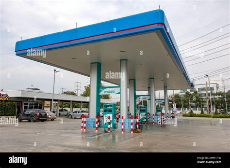 Lpg Filling Station Of Ptt Company Thailand Stock Photo Alamy