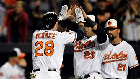 Joy In Birdland Orioles Clinch 1st Al East Title Since 97