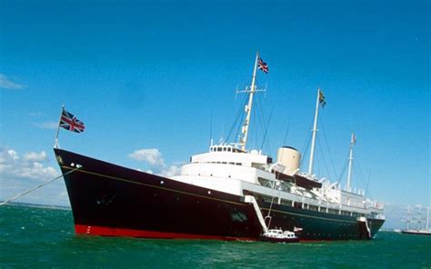 1953: Royal yacht “Britannia” – Last Refuge of the Queen in Case of ...