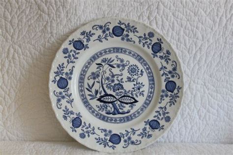 B8 Wedgewood Blue Onion Pattern 10 Inch Dinner Plate Blue Etsy Blue