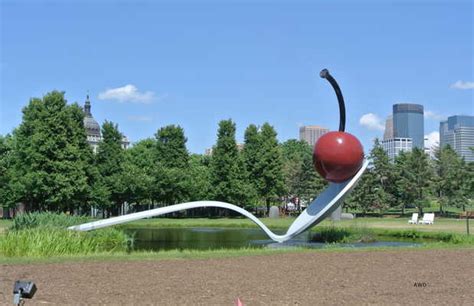 Minneapolis Sculpture Garden in Minneapolis: 2 reviews and 3 photos