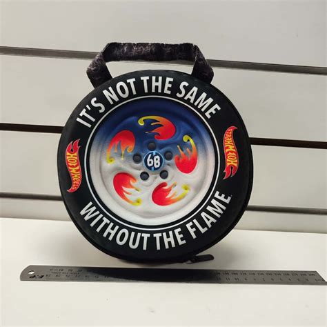 Hot Wheels Zip Up Round Case S