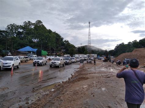 Chiang Mai Chiang Rai Road Returns To Normal After Major Flooding