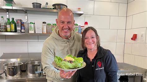 Frank Rosin im Einsatz für Kantine