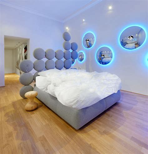 Architect Simone Micheli Has Designed A Swan Themed Hotel Room In Milan