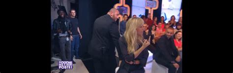 Photo Cyril Hanouna dévoile en direct le nom et le prénom d Enora