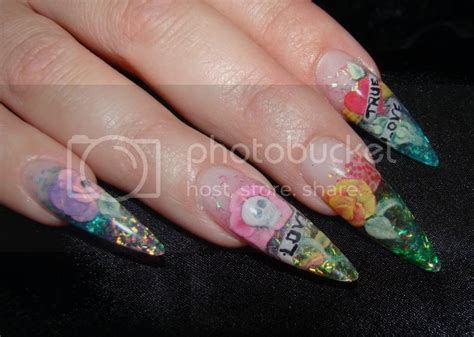 Fun Ed Hardy Inspired Nails Pictures Nfu Oh 3d Inlay Salongeek