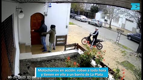 Motochorros en acción roban a toda hora y tienen en vilo a un barrio